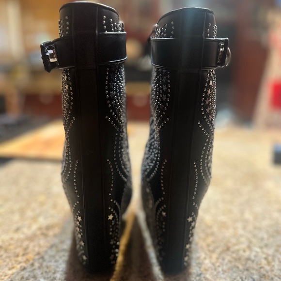 Givenchy shark boots ! - Picture 3 of 5